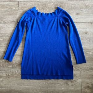 89th & Madison Royal Blue Scalloped Sweater Top